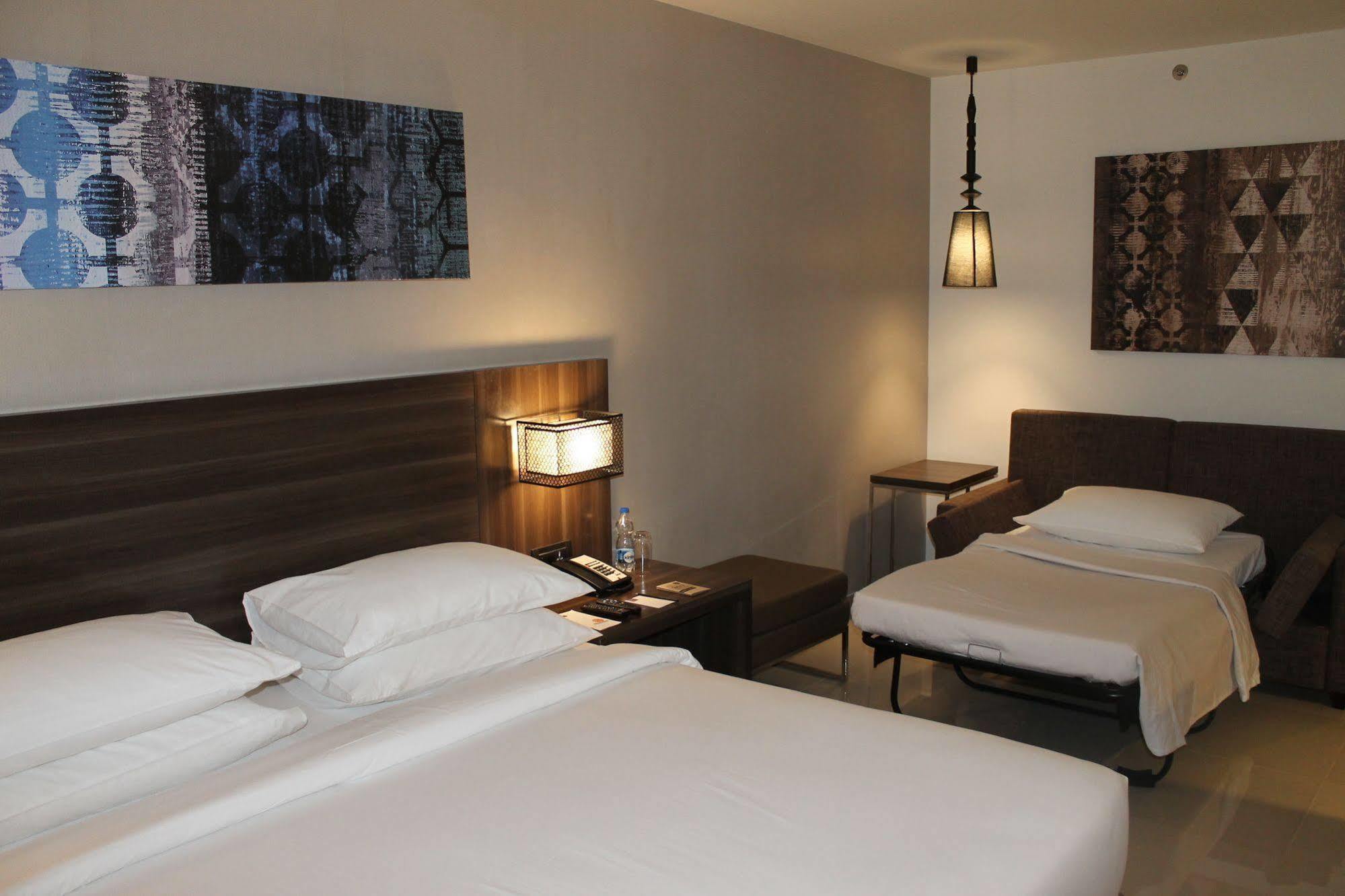 เจเคอาร์ รีสอร์ต แอนด์ สปา Hotel ราเมศวาราม ภายนอก รูปภาพ