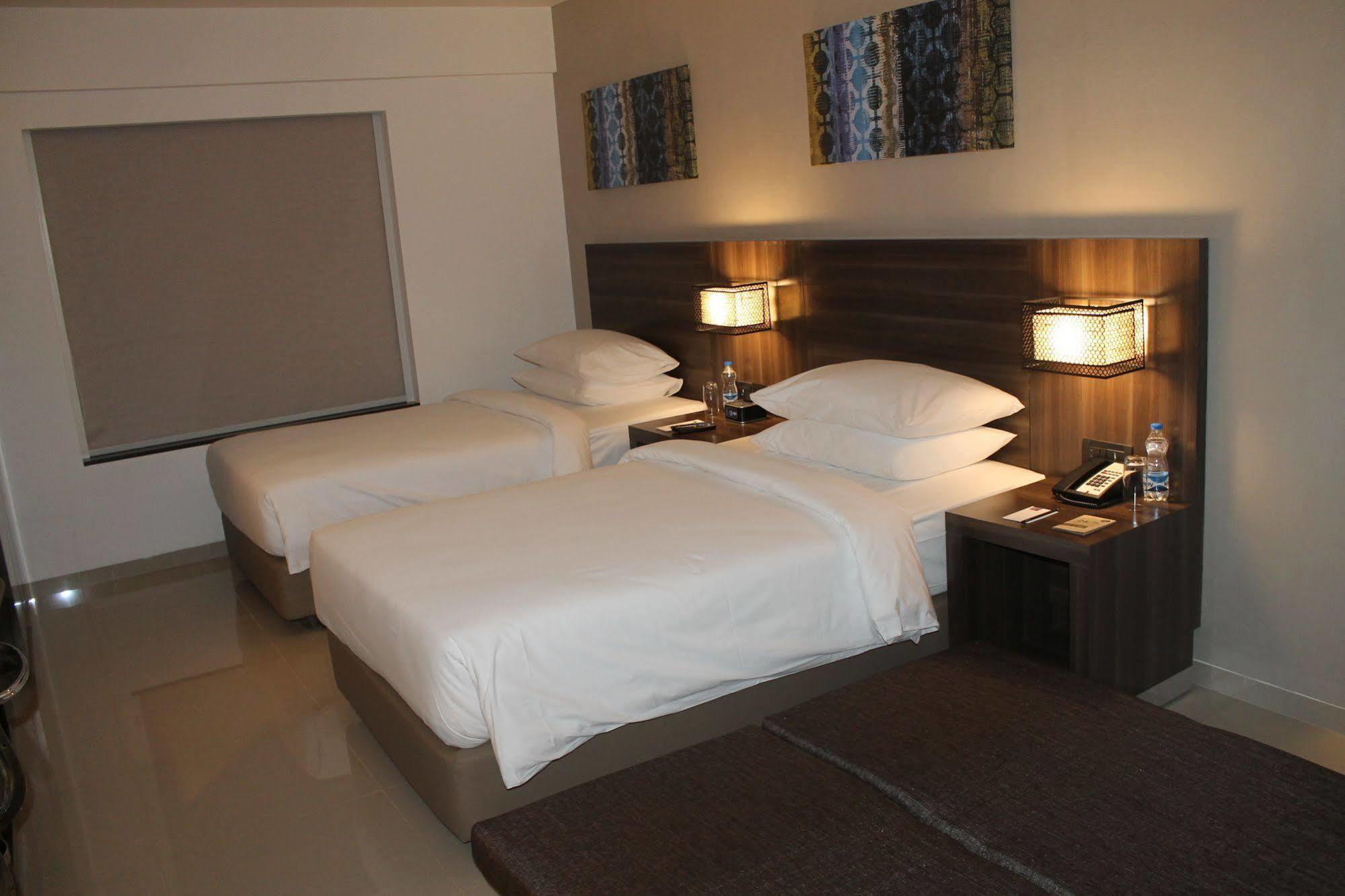 เจเคอาร์ รีสอร์ต แอนด์ สปา Hotel ราเมศวาราม ภายนอก รูปภาพ